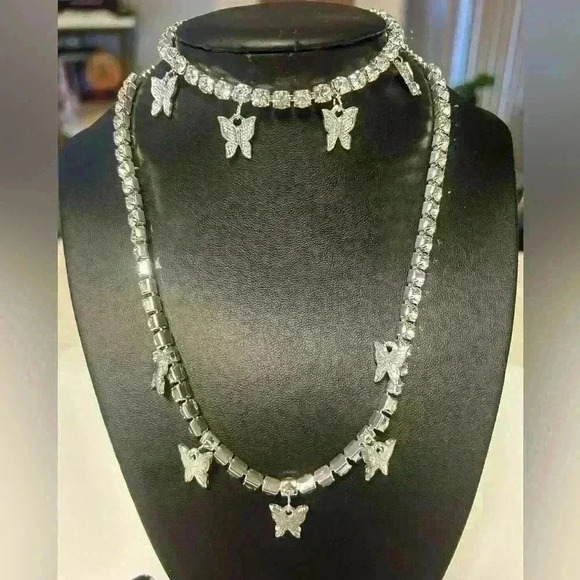 Jewelry - 🦋NWOT 3 pc. silver Butterfly Rhinestone necklace, anklet, and bracelet